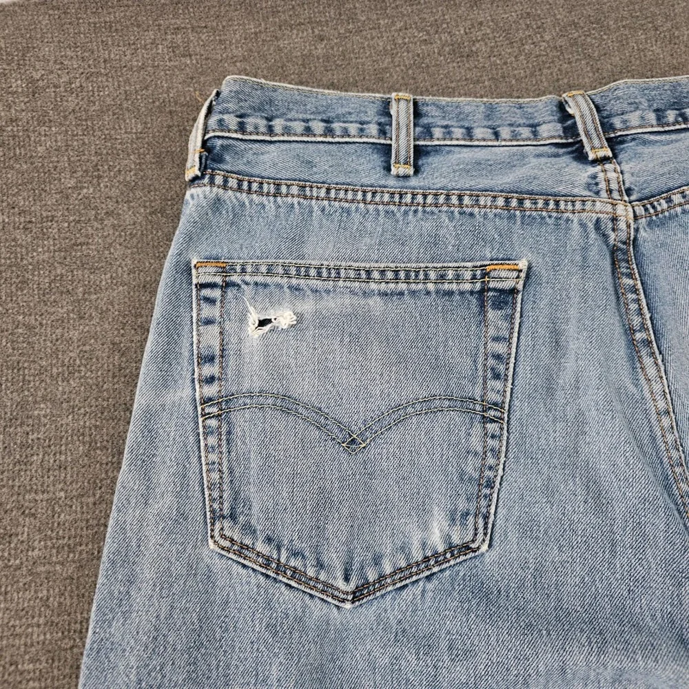 Levis 505 Regular Fit Light Wash Straight Leg Denim Jeans Mens 38x30 Blue - Picture 15 of 16